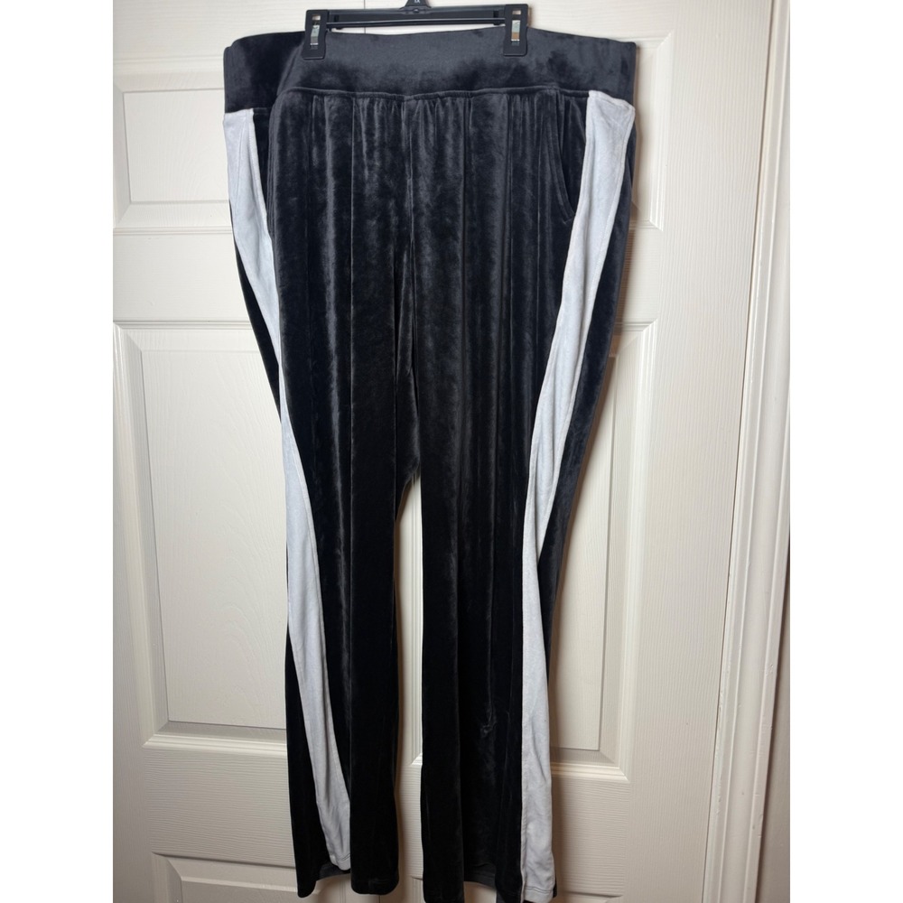 Livi Active Velvet Track Pants Black White Stripe Velour Joggers Plus Size 18/20